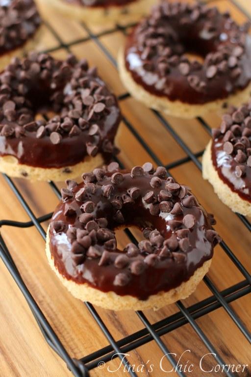 Chocolate Chip Doughnuts08