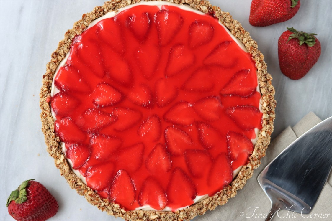 Strawberry Cheesecake Pretzel Tart – Tina's Chic Corner